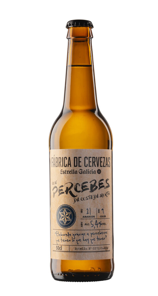 Estrella de Galicia: cerveza de percebes.